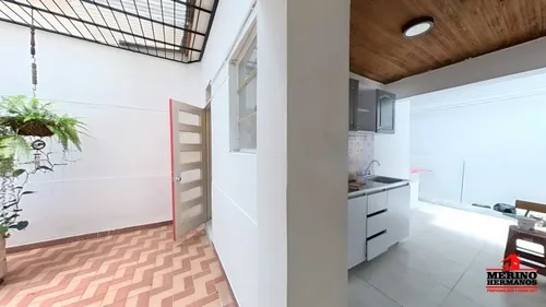 Casa-local En Venta En Medellín - Laureles Lorena