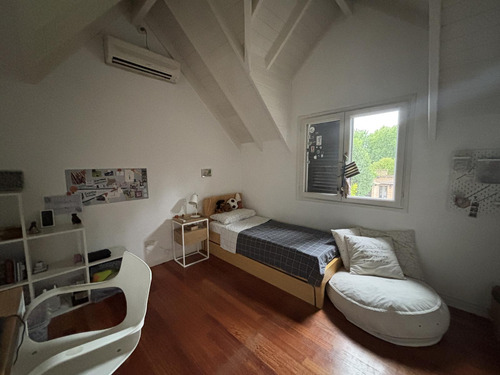 Muy Buena Casa De 4 Dormitorios En Venta El Barrio Cerrado Las Barrancas En Lomas De San Isidro