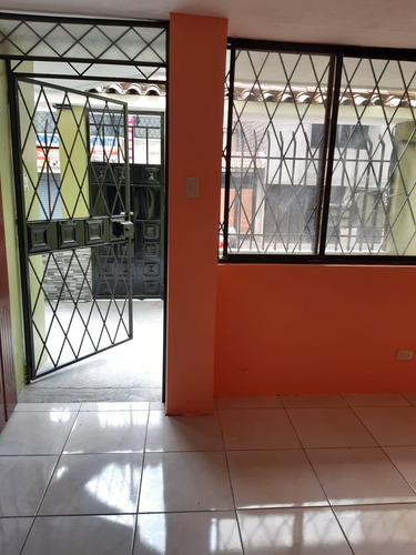 Imagen 9 de 27 de Vendo Casa Rentera De 2 Plantas