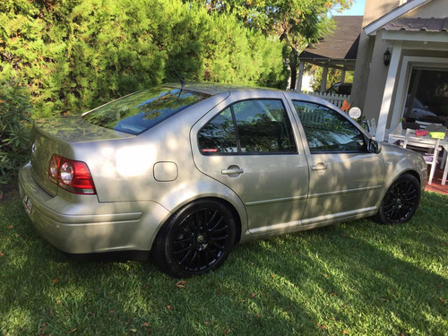 Volkswagen Bora 2.0 Trendline 115cv 2009