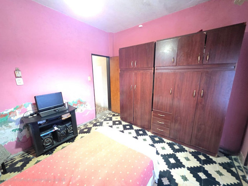 Venta Casa 4 Amb Cochera Fondo San Jose Temperley
