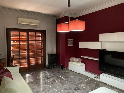 Imagen 5 de 9 de Lanús | 3 Ambientes X Escalera | Sin Expensas