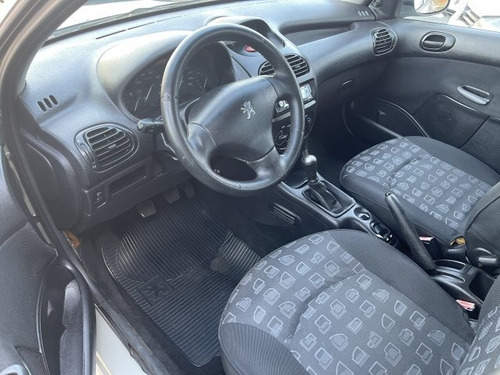 Imagem 7 de 10 de 206 1.4 Presence Sw 8v Flex 4p Manual