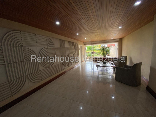 Apartamento En Alquiler En Clnas. De Bello Monte Con Impresionante Vista Al Ávila