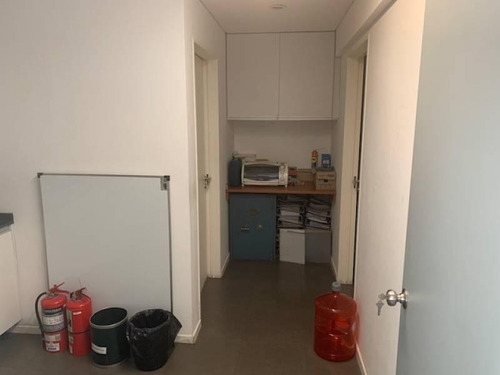 Venta Of.104m2 C/ Enorme Cochera - Piso Alto - Libertador Y Juramento
