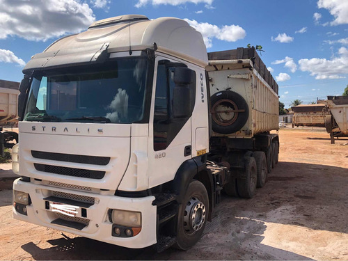 Imagem 2 de 9 de Iveco Stralis 420