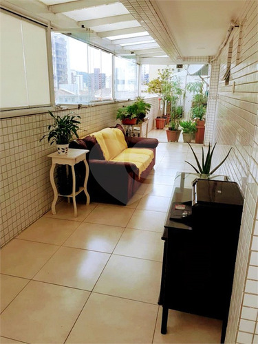 Imagem 25 de 30 de 03 Dormitórios, 01 Suíte, 01 Sala, 02 Vagas E Churrasqueira Na Cozinha. Praia Canto Do Forte, - Reo584155