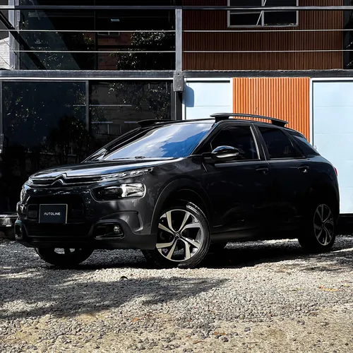 Citroën C4 Cactus 1.6 Shine Turbo Aut