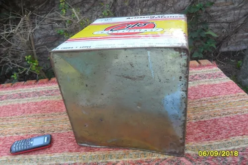 Antigua Lata De Galletitas Cilo Con Visor De Almacen Boliche (Usado)
