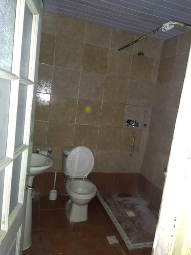 Local Con Vivienda