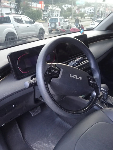 Kia K3 Cross 1.6 Vibrant At