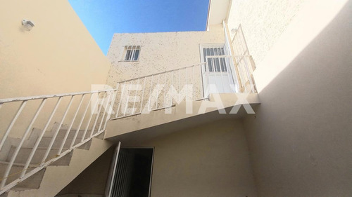 Imagen 24 de 26 de Casa En Renta En San Isidro - (2)