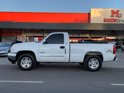 Chevrolet Cheyenne 4x4 Cab Regular Modelo 2004