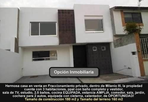 Imagen 1 de 6 de Hermosa Casa En Venta En Fraccionamiento Privado, Dentro De