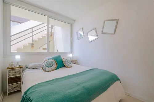 Departamento En Venta De 4 Dorm. En Concón