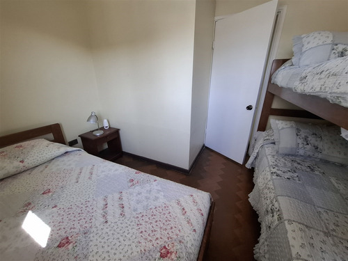 Departamento En Venta De 2 Dorm. En Coquimbo