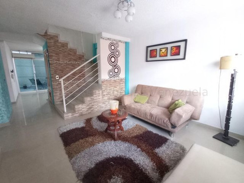 Townhouse En Venta La Morita Parque La Morita Cd 21-9371 Jja
