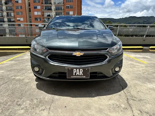 Chevrolet Onix 1.4 L.T Sedan Mecanico
