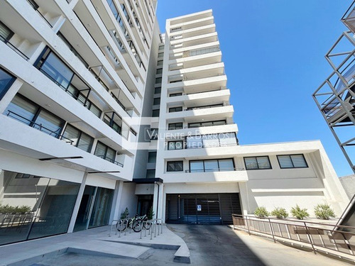 Gran Departamento Duplex En Venta En Edif Focus Membrillar