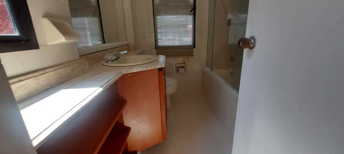 Imagen 12 de 14 de Se Arrienda Casa En Medellin, Poblado