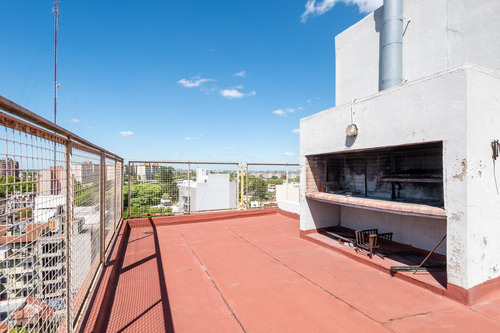 Departamento En Venta De 2 Ambientes En Floresta
