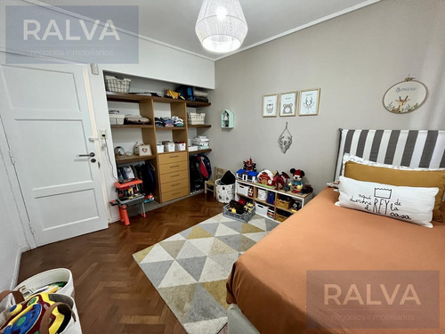 Imagen 20 de 30 de Casa 7 Ambientes - Jardin - Parrilla - Villa Adelina