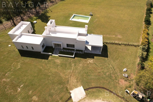 Imagen 2 de 27 de Venta | Excelente Casa A Estrenar En La Escondida, Manzanares | Bayugar Negocios Inmobiliarios