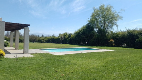 Vendo Parcela Con 5 Dorm. En Agarrobal Ii/chicureo