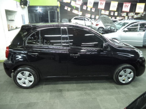 Imagem 5 de 14 de Nissan March S 1.0 16v Flex Completo 2017 Preto