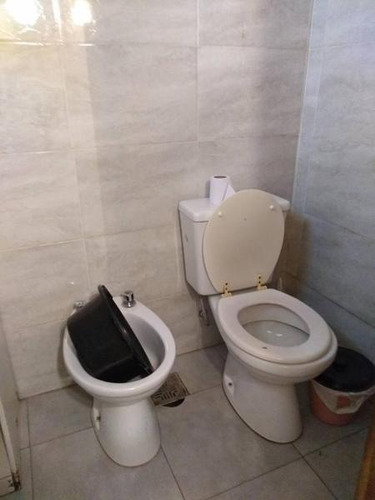 Imagen 7 de 12 de Amplio Propiedad En Esquina De Mas De 700 M2 Con Casa Y Deposito