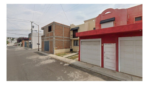 Casa En Venta C. Loma La Cortina Morelia, Michoacan/ Recuperacion Bancaria Laab2