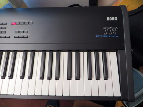 Teclado Korg Tr 88 Impecable (Usado)