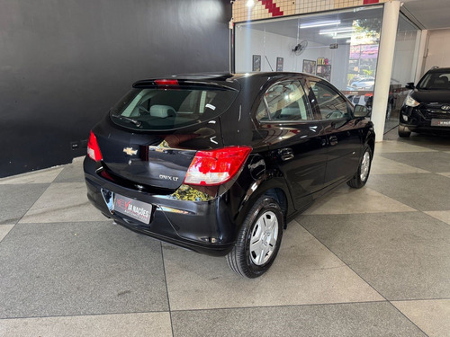 Chevrolet Onix 1.0 MPFI LT 8V FLEX 4P MANUAL
