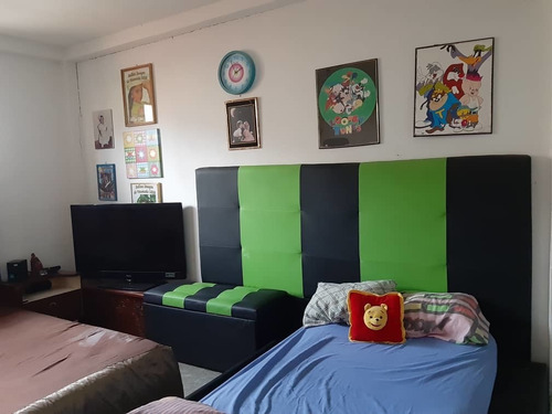 Se Vende Casa En Jardín Mañongo Naguangua Cod. Indic-675