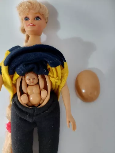 Boneca Barbie grávida antiga em segunda mão durante 22 EUR em A