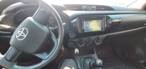 Imagen 5 de 7 de Toyota Hilux 2017 2.7 Cabina Doble Sr Mt