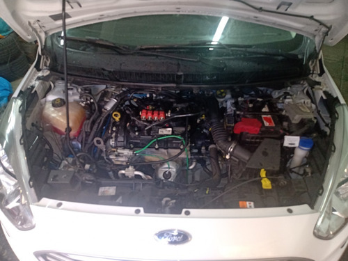 Imagem 10 de 15 de Ford Ka Sedã 1.0 2019
