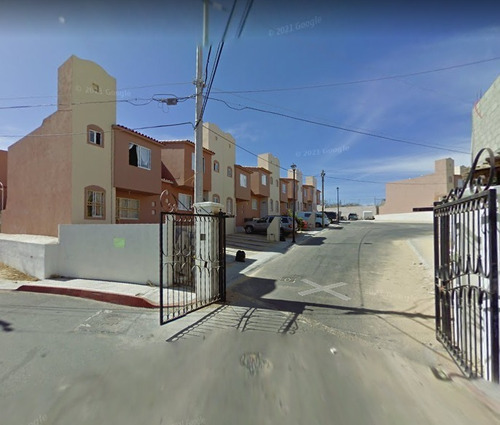Imagen 3 de 8 de Casa En Los Cabos Cerca De La Playa En Remate, Fg