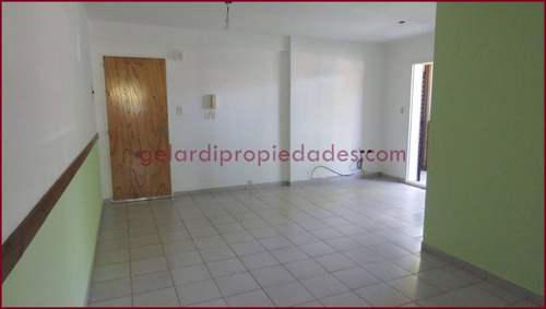 Imagen 3 de 11 de Departamento Venta Dos Dormitorios Balcón Upcn Bahia Blanca