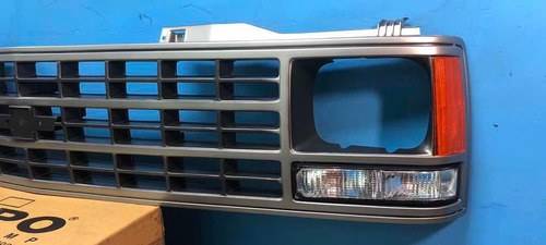 Imagen 2 de 3 de Parrilla Completa Chevrolet Cheyenne 90-96