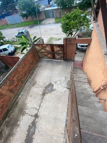 Imagen 21 de 26 de Deposito Con Local Y Vivienda De 3 Ambientes Sobre Lote De 451m2 En Mariano Acosta Y Juan B Justo