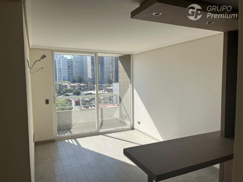 Departamento En Venta De 2d. 2b,en Estación Central