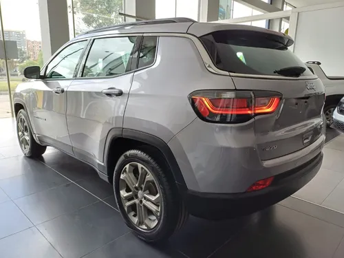 Jeep Compass LONGITUD 1.3