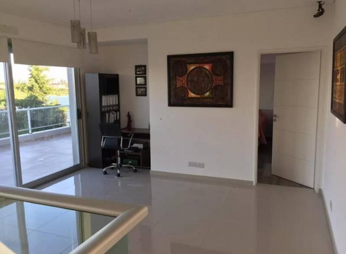 Casa En Venta En Barrio Cerrado San Francisco, Tigre.