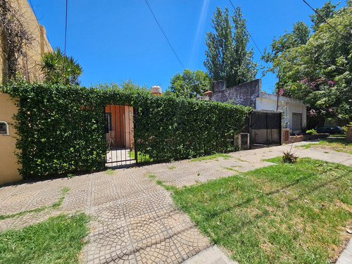 Casa Cuatro Ambientes En Venta En Martin Coronado