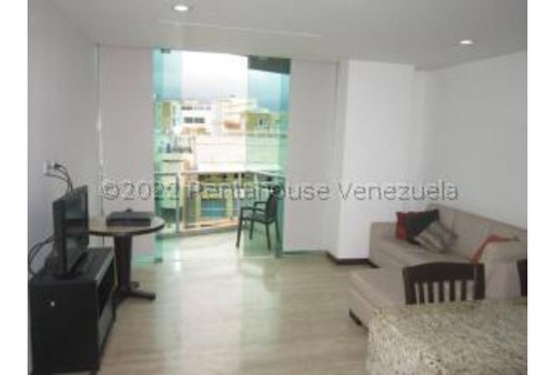 Imagen 2 de 30 de #22-26271 Majestuoso Apartamento, Ubicado En Las Mesetas De Santa Rosa De Lima