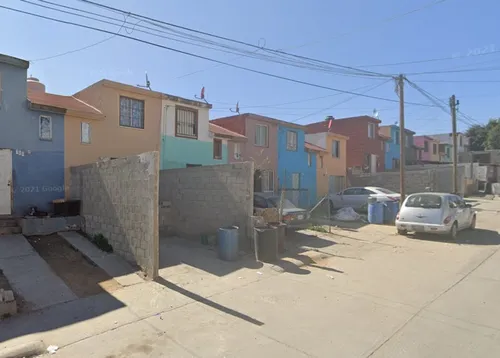 Venta De Casa En Lomas De Ensenada, Lomas De La Presa, Ensenada, B.c. Sk08