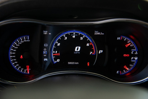 Imagen 13 de 15 de Jeep Grand Cherokee 6.4 Srt Atx 465hp At