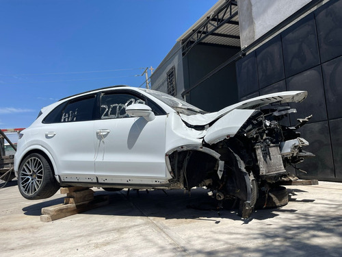 Porsche Cayenne Turbo V8 Biturbo 4.o 2019 Por Partes