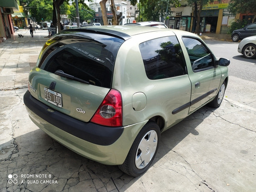 Renault Clio 1.5 Authent. Aa 2005